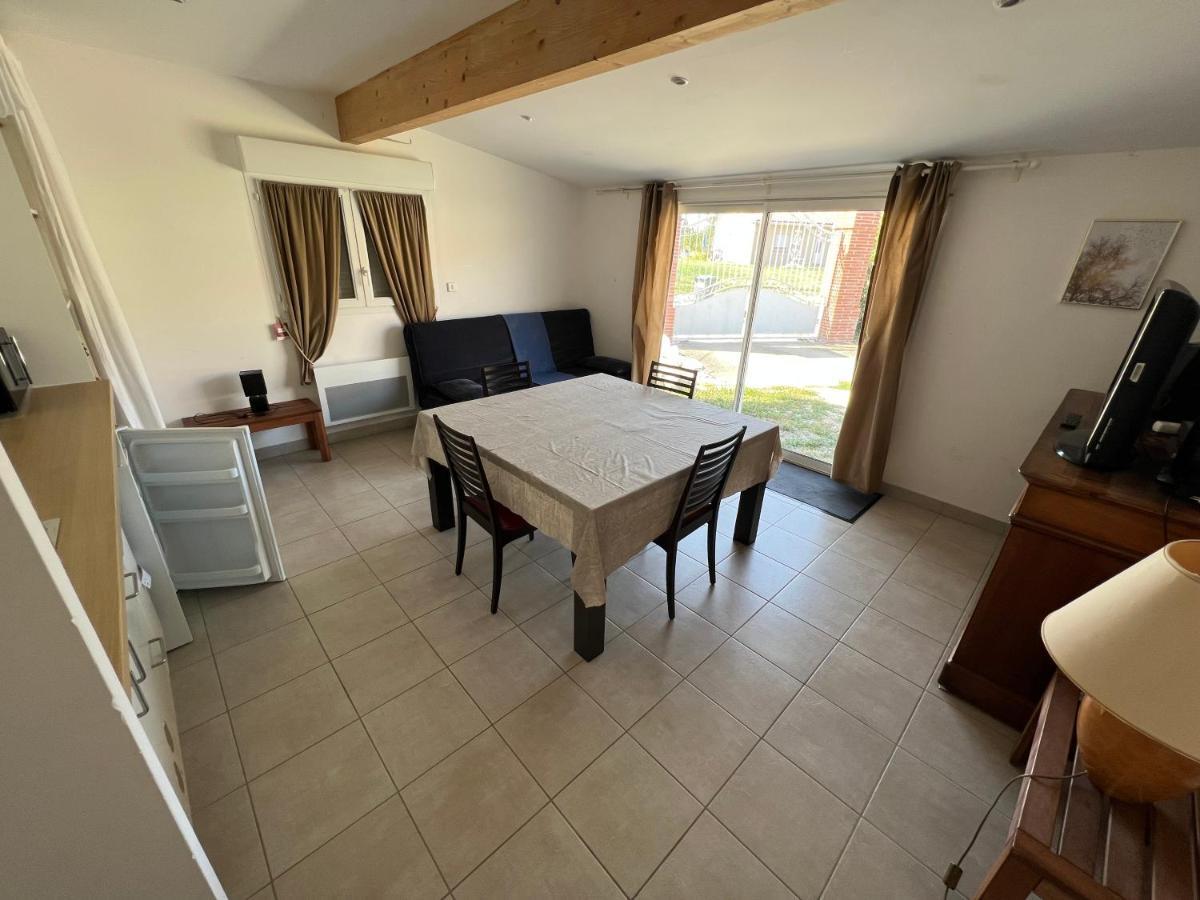 Chambre D'Hote Les Murailles Auterive  Exterior photo